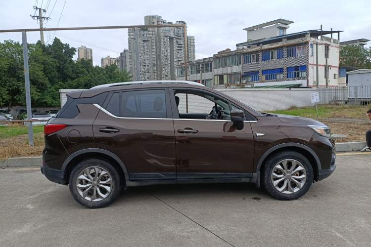 Used GAC Trumpchi GS3 2017 150N Manual Elite Edition
