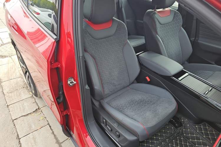 Used Volkswagen ID.4 X 2022 Kinergy Four-Wheel Drive Edition