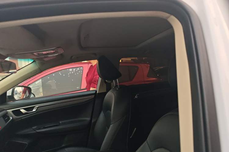 Used Geely Auto Emgrand GL 2018 1.8L Manual Elite Smart Connectivity Version
