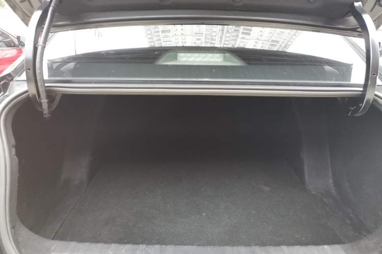 Used Dongfeng Aeolus Yixuan 2020 230T Automatic Cool Stylish Dark Knight Edition
