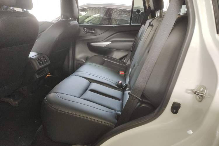 Used Nissan Terra 2020 2.5L XL Upper 4WD Automatic Four-Wheel Drive Luxury Edition
