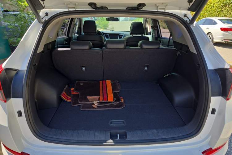 Used Hyundai Tucson 2015 1.6T Dual-Clutch Two-Wheel-Drive Smart Model
