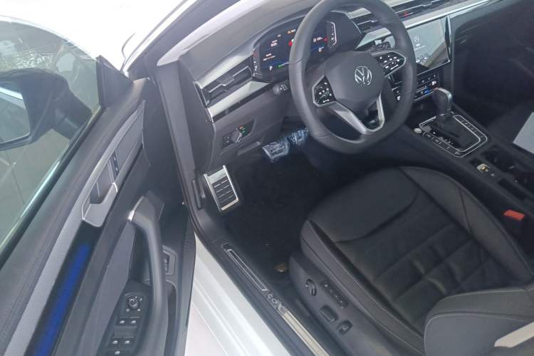 Used Volkswagen FAW-Volkswagen CC 2024 380TSI Striking Edition