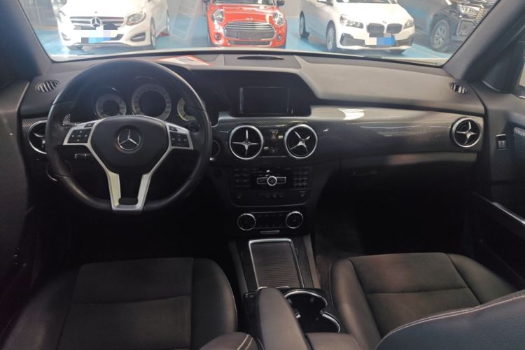 Used Mercedes-Benz GLK-Class 2015 GLK 260 4MATIC Fashion Edition Ultimate Version
