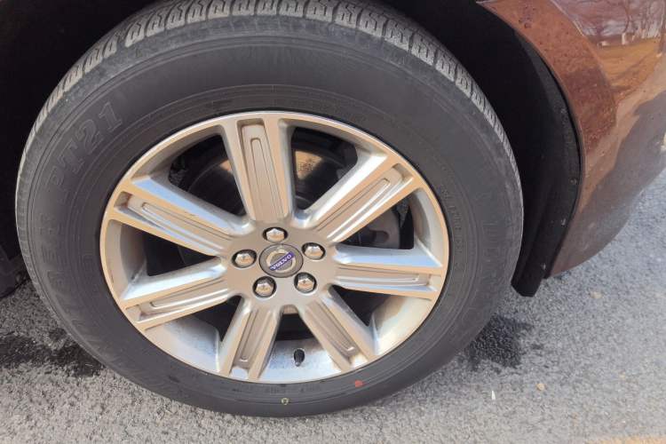 Used Volvo XC60 2016 T5 AWD Zhiyuan Edition
