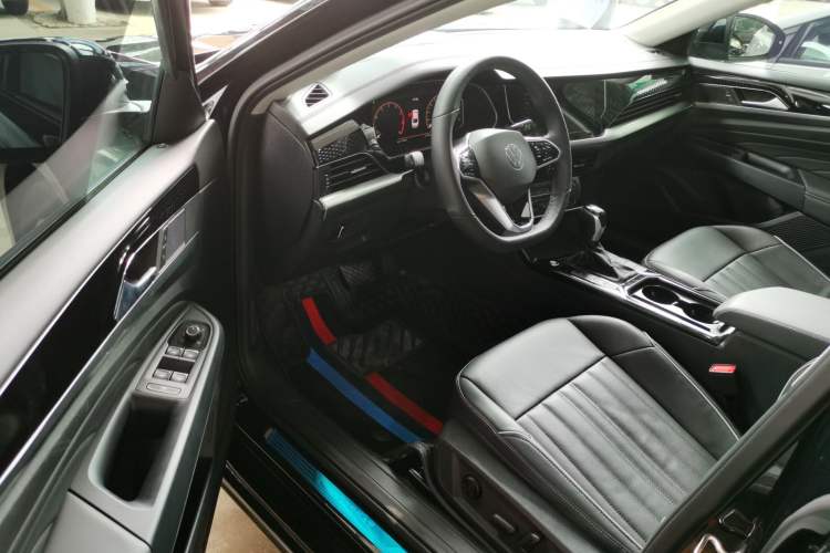 Used Volkswagen Passat 2023 330TSI Starry Elite Edition
