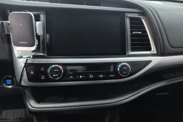 Used Toyota Highlander 2018 2.0T Four-Wheel Drive Prestige Version 7 Seats China V Emission Standard