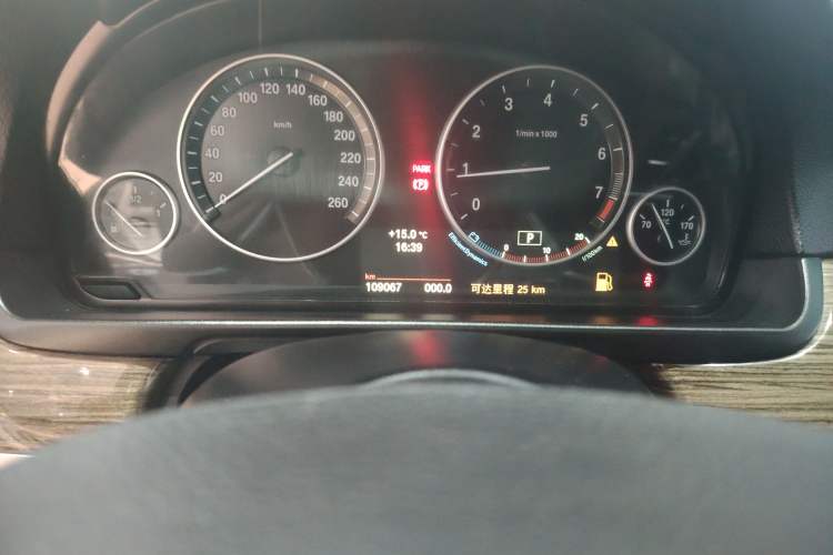 Used BMW 5 Series 2014 525Li Fashion Design Package
