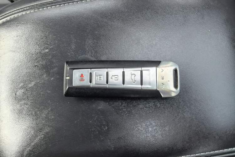 Used Wey VV5 2021 1.5T Two-Wheel Drive Smart Pioneer