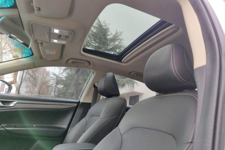 Used Geely Auto Emgrand GL 2019 1.8L DCT Elite Smart Edition
