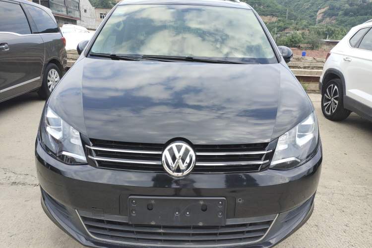 Used Volkswagen Sharan 2018 380TSI Comfort Edition 6-Seater
