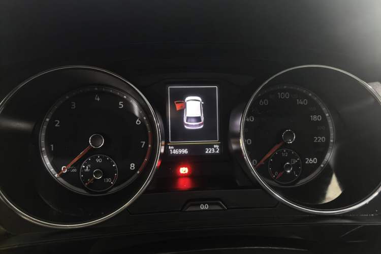 Used Volkswagen Tiguan L 2019 330TSI Automatic Two-Wheel Drive Panoramic Comfort Edition China VI Standard