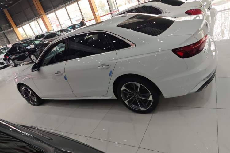 Used Audi A4L 2023 40 TFSI Fashion Dynamic Model
