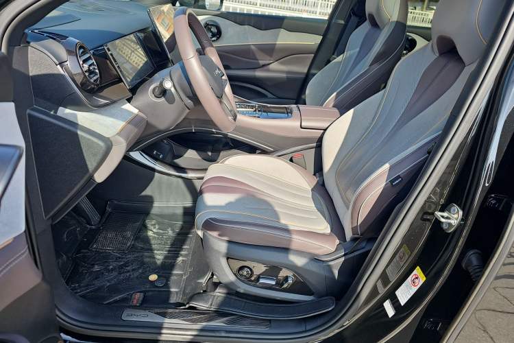 Used BYD Frigate 07 2023 DM-i 205KM Flagship Model