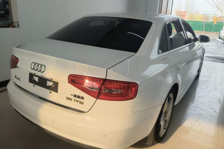 Used Audi A4L 2015 35 TFSI Automatic Standard Model
