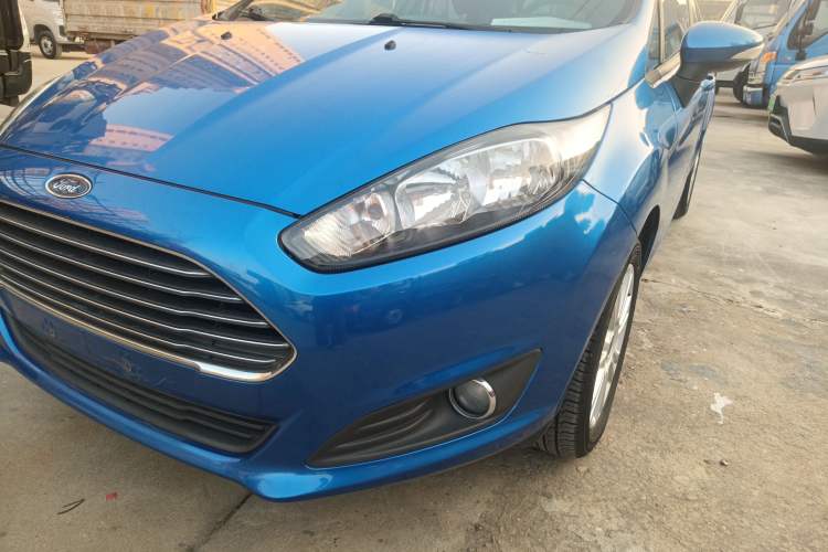 Used Ford Fiesta 2013 Hatchback 1.5L Automatic Fashion Edition