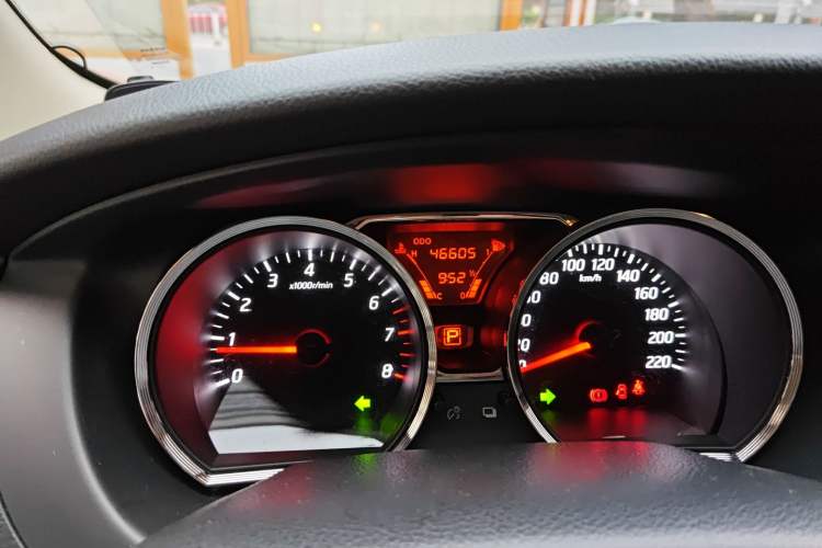 Used Nissan Livina 2015 1.6XE CVT Comfort Edition
