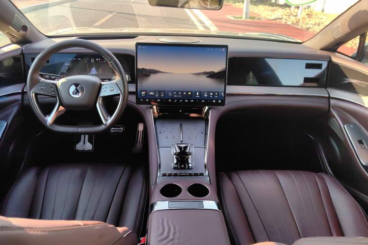 Used Denza Z9GT 2024 1100 4x4 Ultra First Edition
