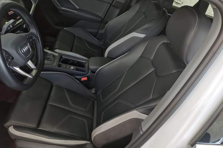 Used Audi Q3 2024 35 TFSI Fashion Dynamic Edition
