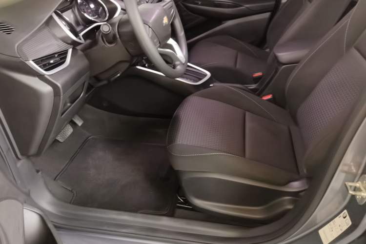 Used Chevrolet Cavalier 2021 325T Automatic Enjoyment Edition
