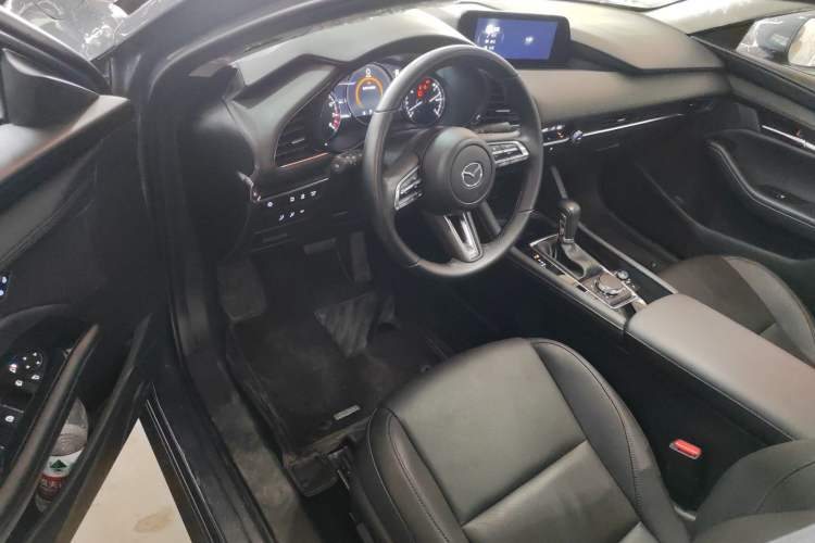 Used Mazda Mazda 3 Axela 2023 2.0L Automatic ZhiZhen Edition
