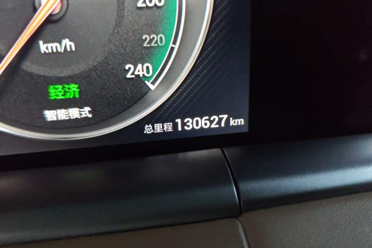 Used VOYAH FREE 2021 Four-Wheel Drive Standard Range-Extended Exclusive Luxury Package
