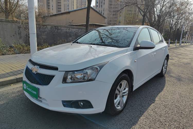 Used Chevrolet Cruze 2013 Hatchback 1.6L Automatic Luxury Model
