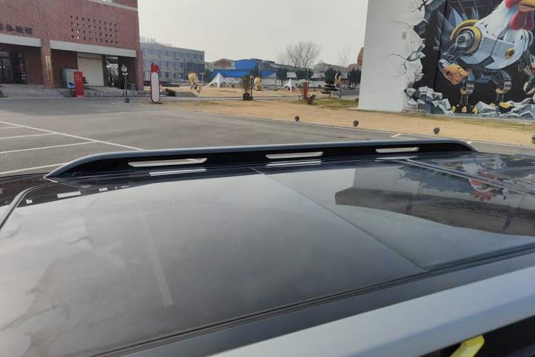 Used JETOUR Traveler 2023 2.0T All-Wheel Drive CrossPRO+
