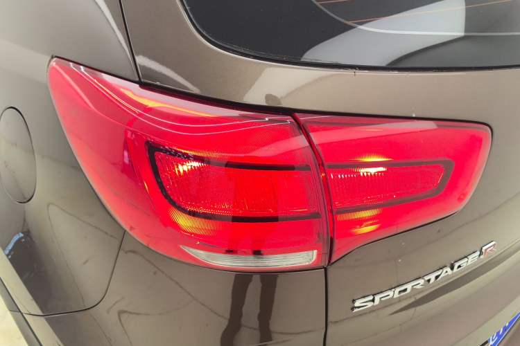 Used Kia Sportage R 2015 2.0L Automatic Two-Wheel Drive GL
