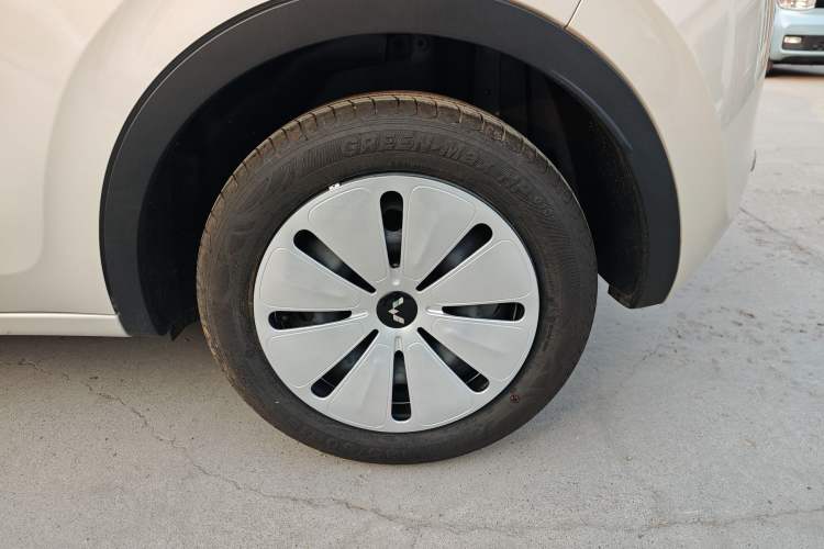 Used Wuling Bingo 2023 203km Light Edition