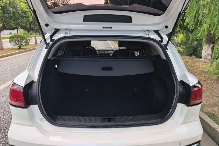 Used Roewe Ei5 2019 Smart Connect Flagship Edition
