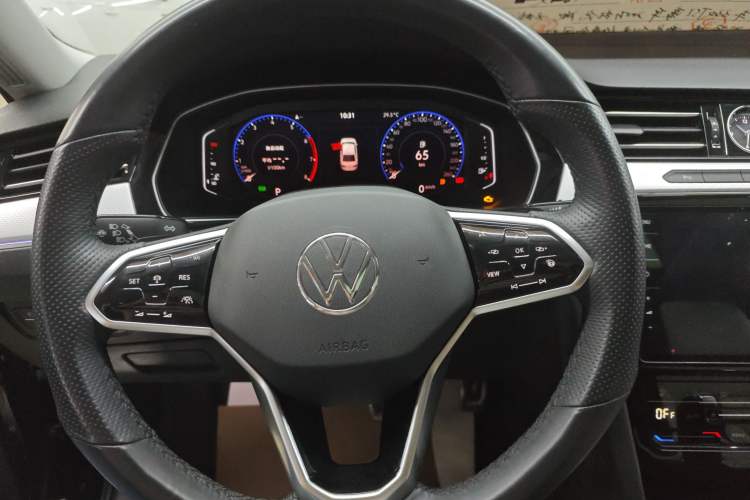 Used Volkswagen Magotan 2023 2 Million Units Commemorative Edition 330TSI DSG Luxury Version
