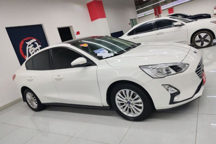 Used Ford Focus 2019 Sedan EcoBoost 180 Automatic Trend Edition
