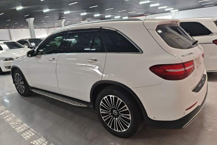 Used Mercedes-Benz GLC 2019 GLC 260 L 4MATIC Dynamic Model