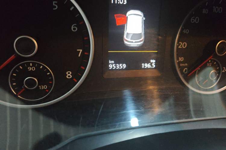 Used Volkswagen Tiguan 2015 1.8TSI Automatic Two-Wheel Drive Luxury Model
