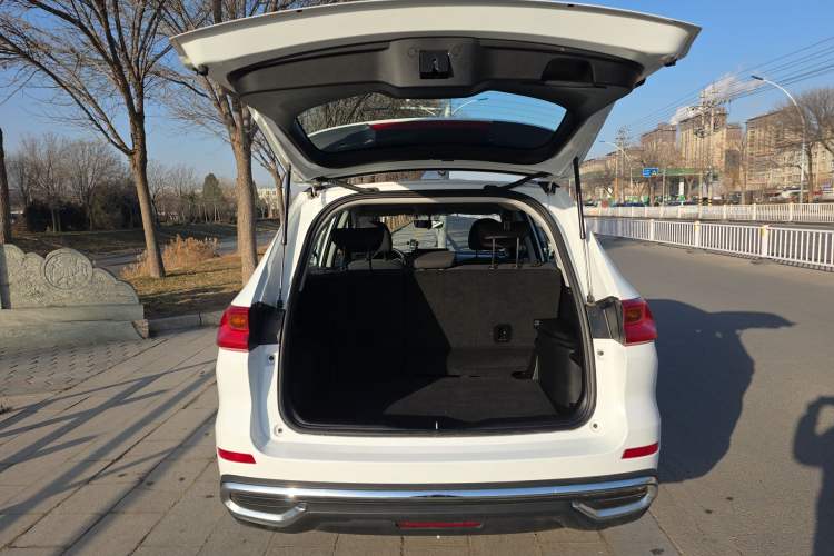 Used Haval M6 2021 PLUS 1.5T Manual Elite Smart Connectivity Model
