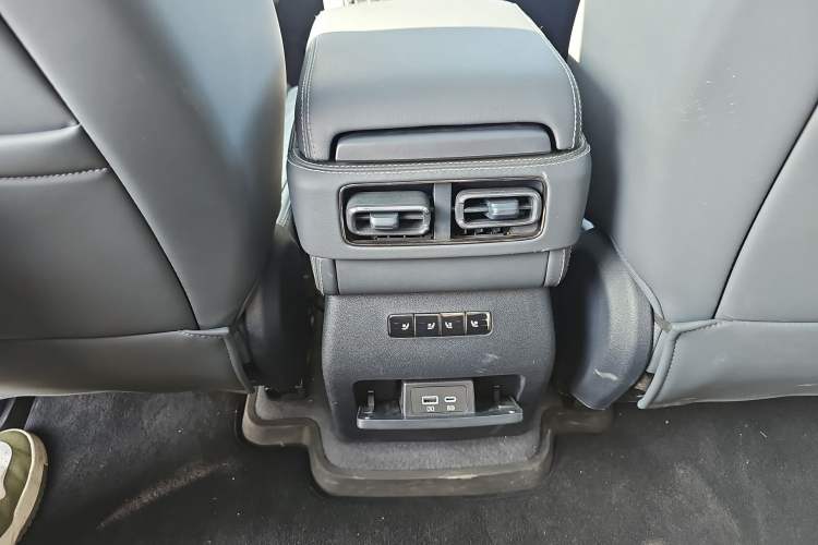 Used  Leopard 5 2025 TianShen Intelligent Driving Ultra Edition
