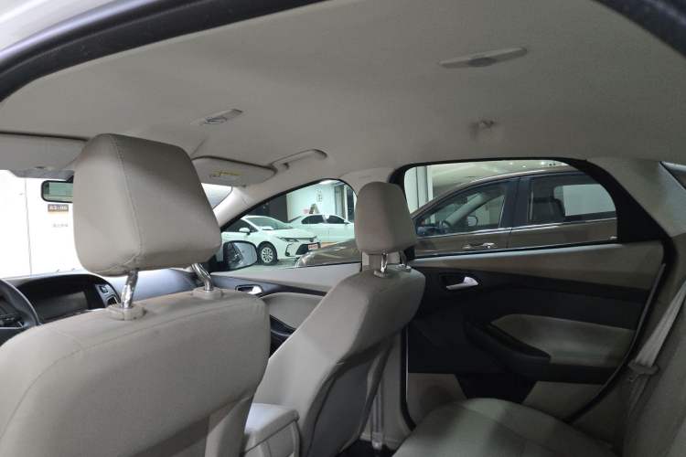 Used Ford Focus 2017 Sedan 1.6L Manual Comfort Plus SmartDrive Edition
