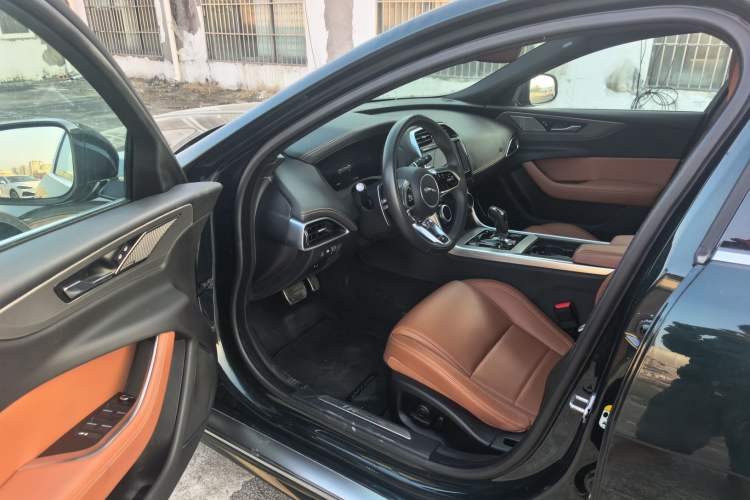 Used Jaguar XEL 2024 2.0T 250 PS R-DYNAMIC S Advanced Sport Edition