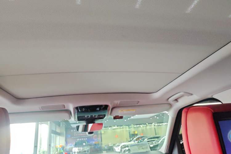 Used Land Rover Range Rover Sport 2022 3.0 L6 YAO Black Edition
