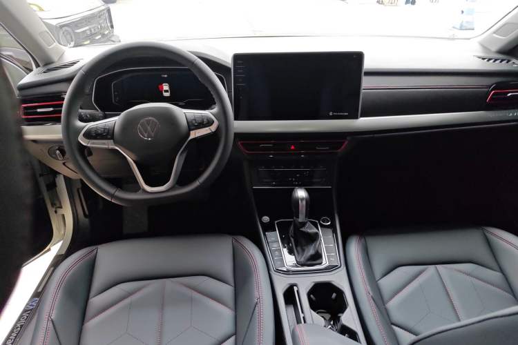 Used Volkswagen Lavida 2024 300TSI DSG Starry Sky Leading Edition
