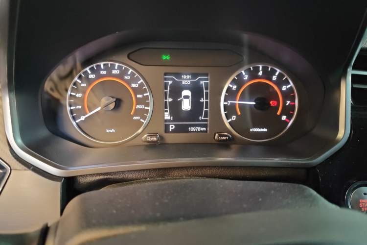 Used Chery Tiggo 3X 2021 PLUS 1.5L CVT "Painkai Red Date" Edition II