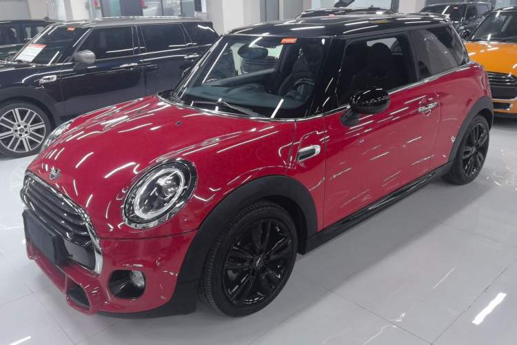 Used  MINI 2019 1.5T COOPER Racing Driver
