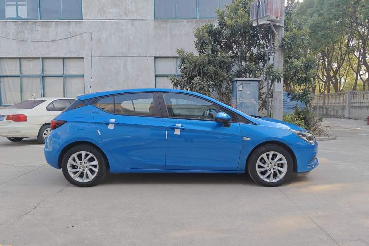 Used Buick Verano 2016 Hatchback 15S Automatic Ambition Model
