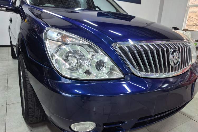 Used Buick GL8 2013 2.4L Executive Edition
