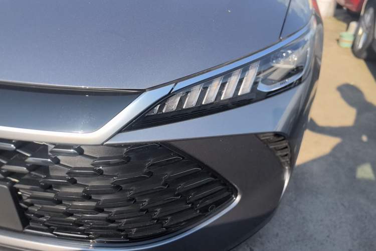 Used BYD Qin PLUS 2025 DM-i Smart Drive 55KM Leading Model
