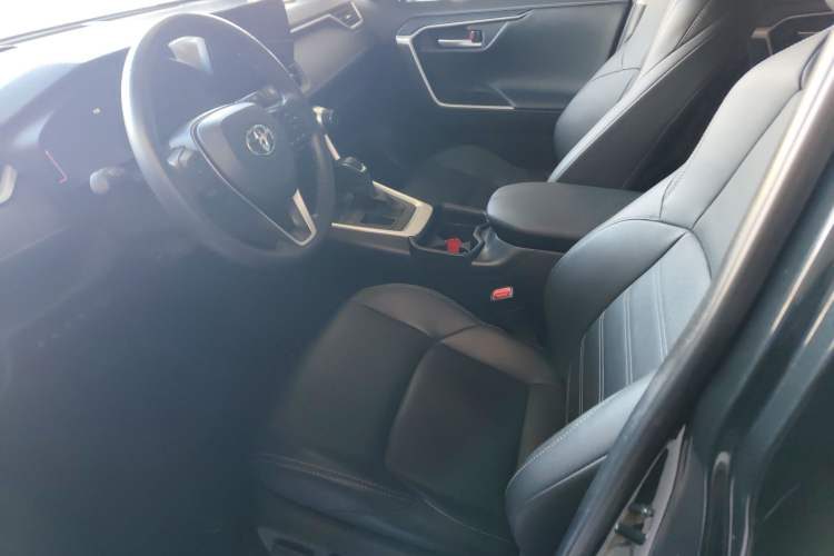 Used Toyota Wildlander 2023 2.0L CVT Two-Wheel Drive Prestige Version