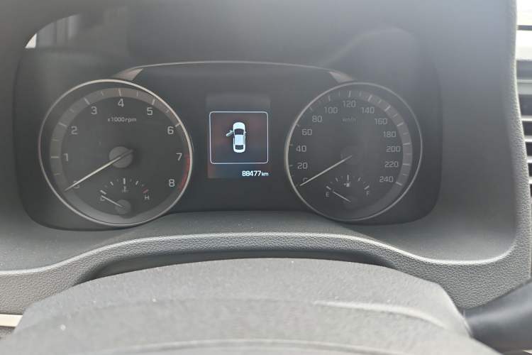 Used Hyundai Elantra 2016 1.6L Automatic ZhiXuan – Elite Version