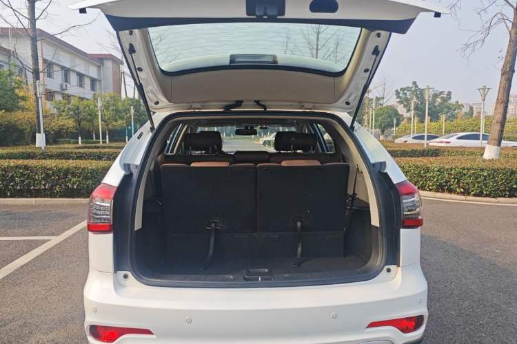 Used BYD S7 2017 1.5T Manual Luxury Model
