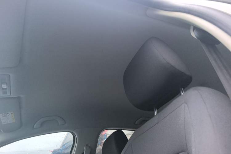 Used Volkswagen Bora 2015 Value Edition 1.6L Manual Fashionable Style
